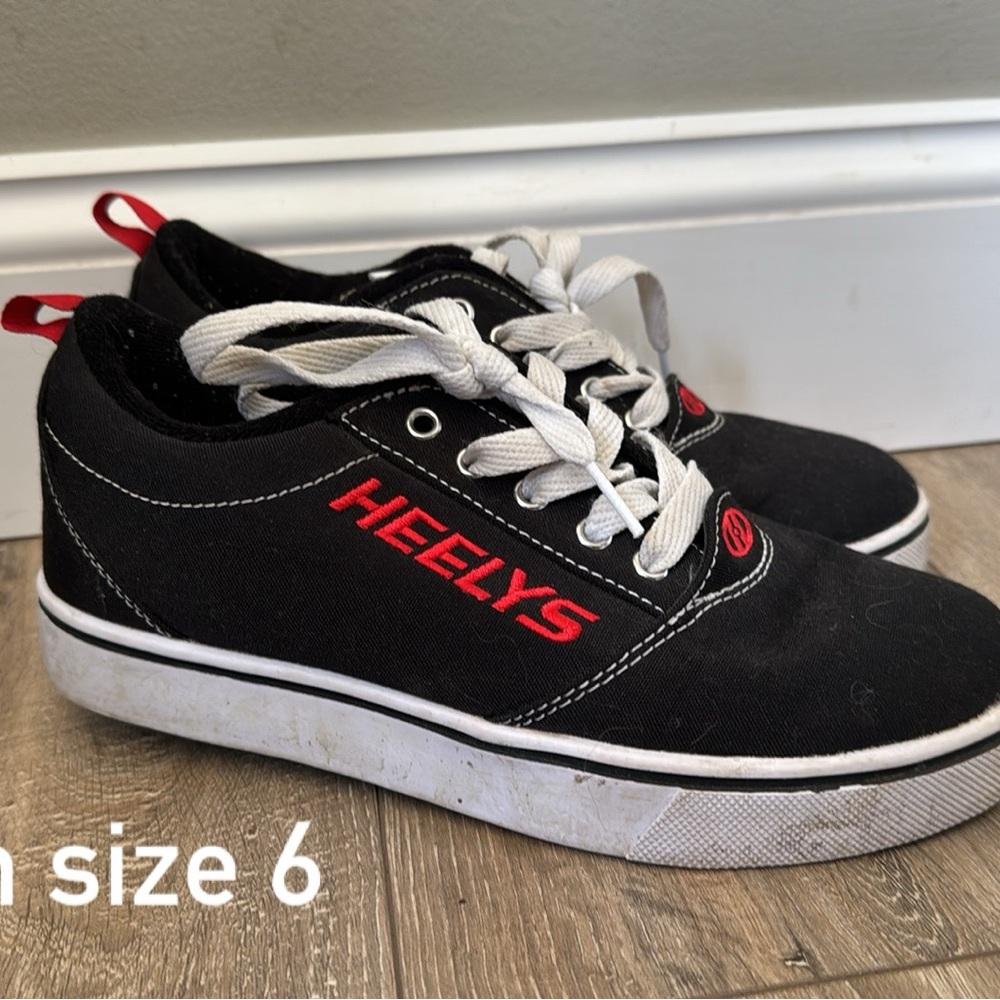 Heelys Kids Black and Red Sneakers